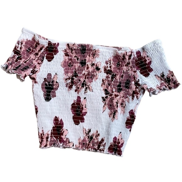 CHARLOTTE Russe Stretchy off the shoulder Floral crop top size XS - Picture 7 of 9